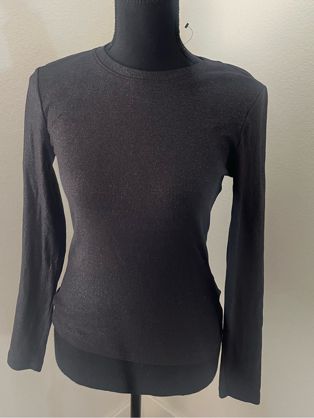 Express Black Long-Sleeve shimmer Crewneck Top